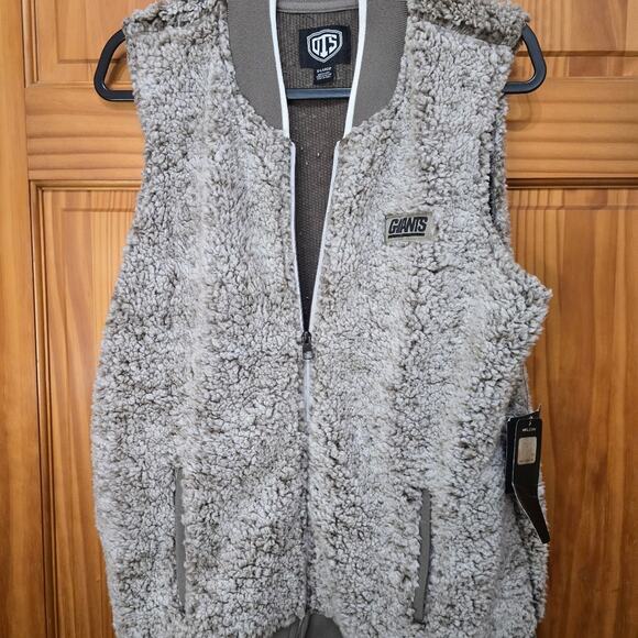 NFL Jackets & Blazers - NWT New York Giants NFL Sherpa Fleece Vest Oatmeal Cream Size XLARGE
